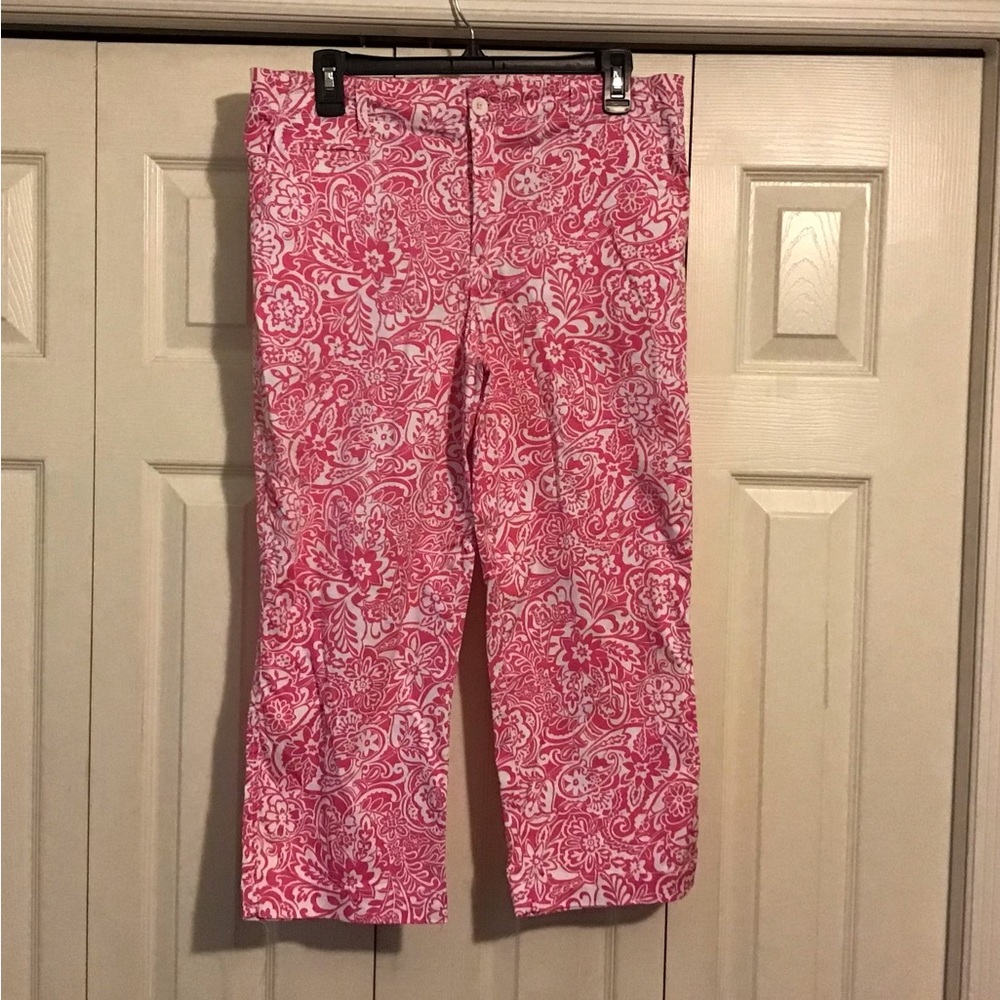 Pappagallo Womans Pink Flowered Pants Cropped/Capri Size 10, 20inch inseam